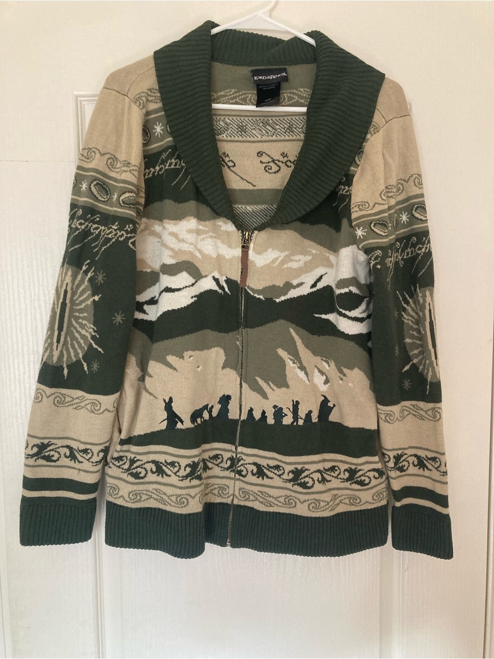 Hot Topic Lord of the Rings Cardigan size medium